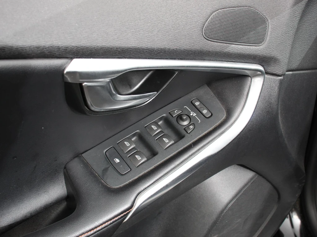 Volvo V40 – foto 15