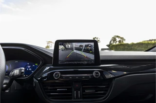 Ford Kuga – thumbnail 23