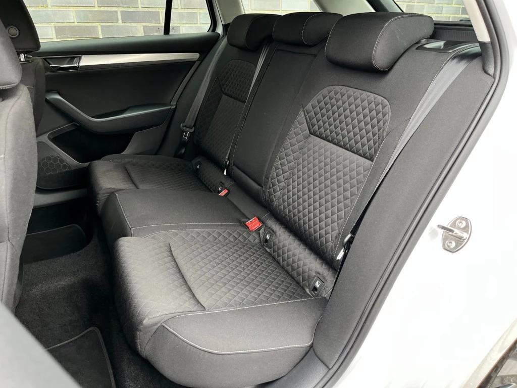 Škoda Superb – foto 13