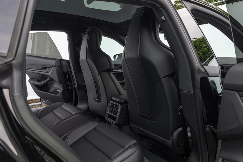 Porsche Taycan – foto 18