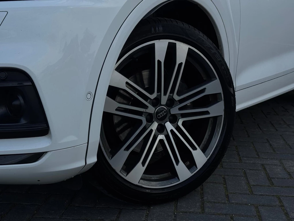 Audi SQ5 – foto 17