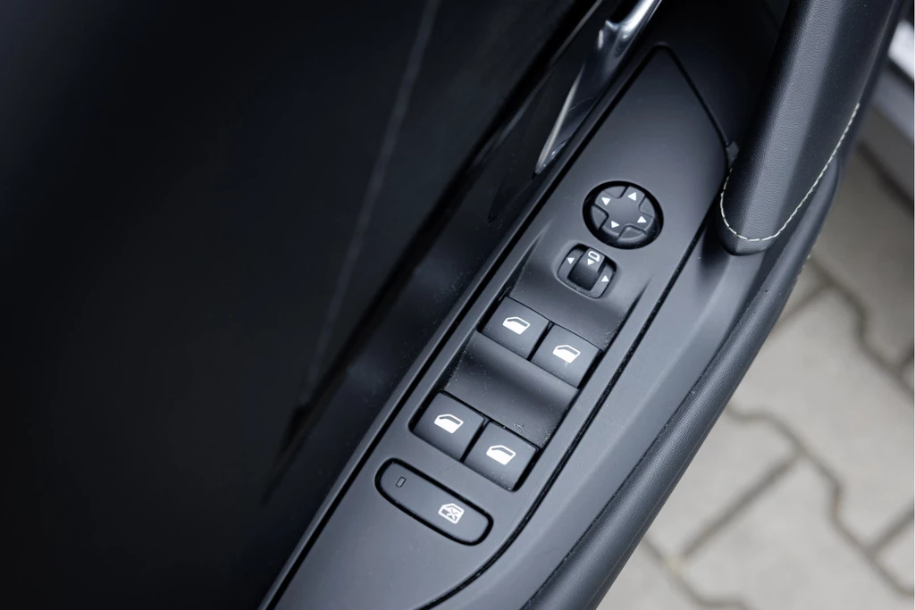 Peugeot 208 – foto 27
