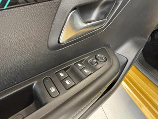 Peugeot 208 – thumbnail 11