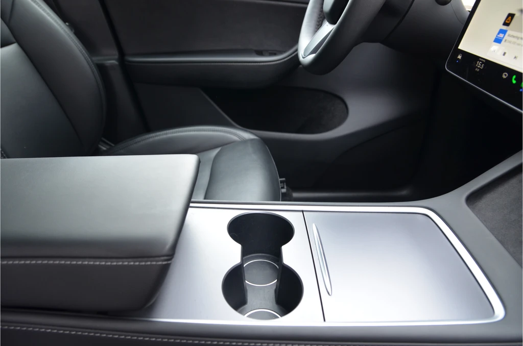 Tesla Model Y – foto 9