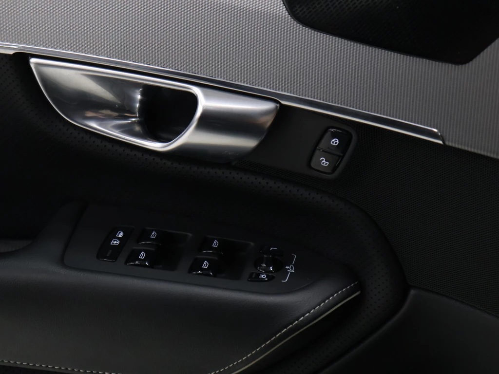 Volvo XC90 – foto 13