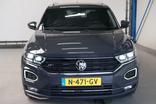 Volkswagen T-Roc – thumbnail 6