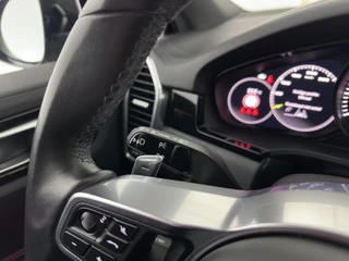 Porsche Cayenne – thumbnail 32