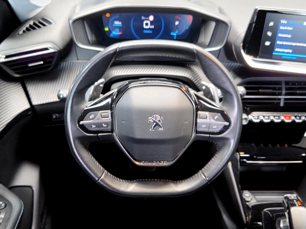 Peugeot 208 – foto 18