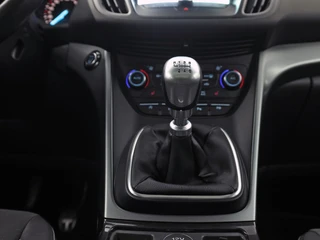 Ford Kuga – thumbnail 16