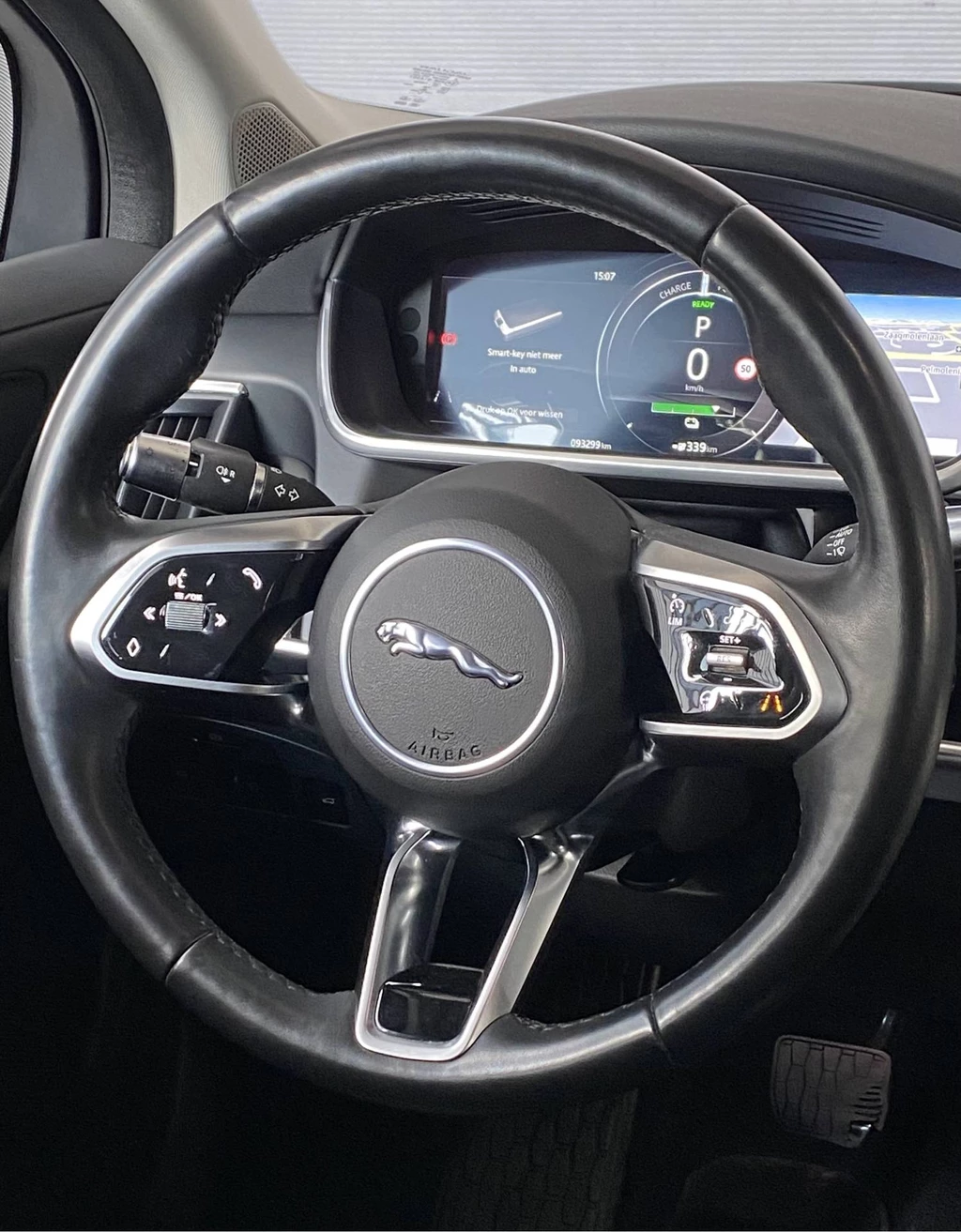 Jaguar I-PACE – foto 11