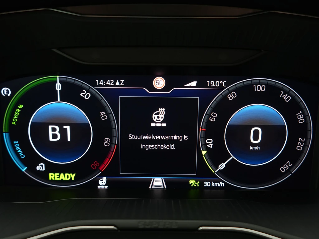 Škoda Superb – foto 23