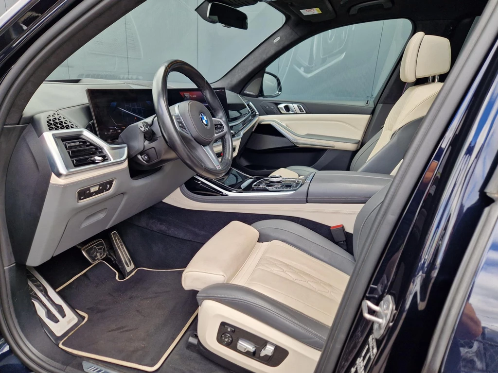 BMW X7 – foto 11