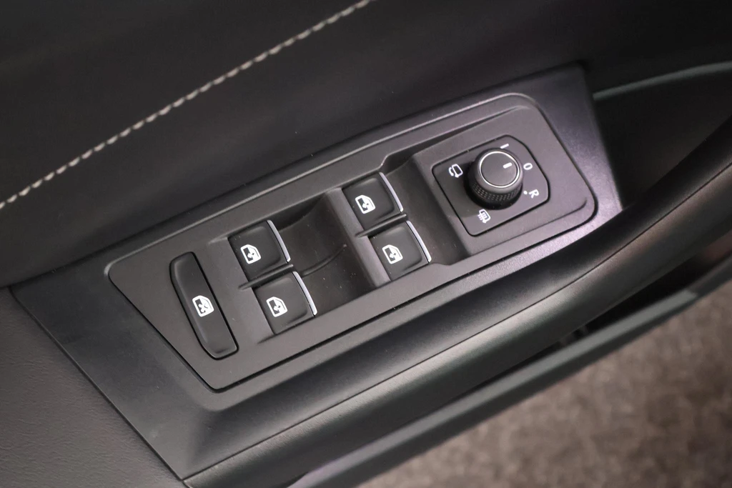 Volkswagen T-Roc – foto 16
