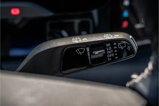Porsche Taycan – thumbnail 23