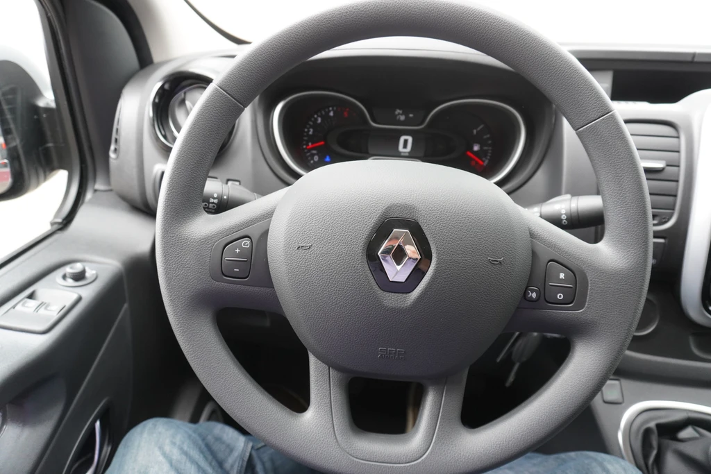 Renault Trafic – foto 12