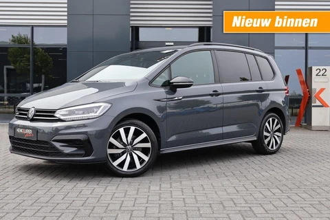 Volkswagen Touran 1.5 TSI DSG R-Line / 7 persoons/ Camera / LED/ PDC/ App-Connect/ Navi