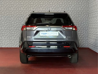 Toyota RAV4 – thumbnail 4