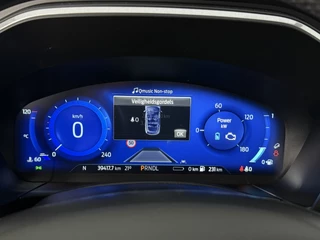 Ford Kuga – thumbnail 17
