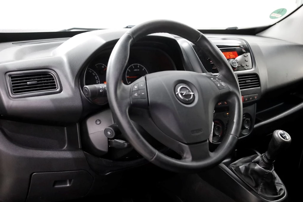 Opel Combo – foto 13