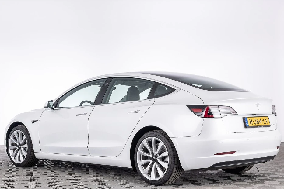 Tesla Model 3 – foto 3