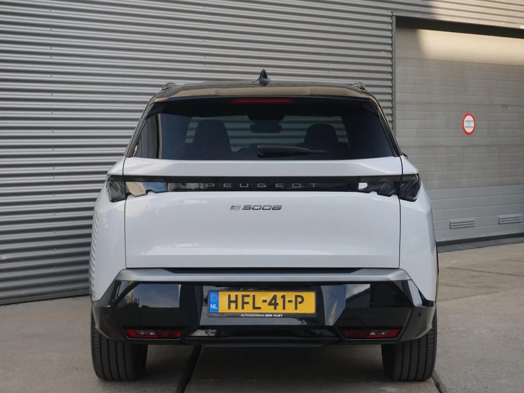 Peugeot e-5008 – foto 3