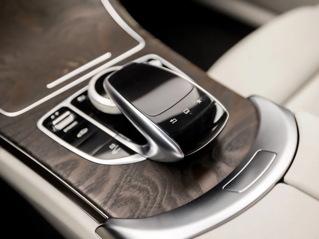 Mercedes-Benz C-Klasse – foto 12