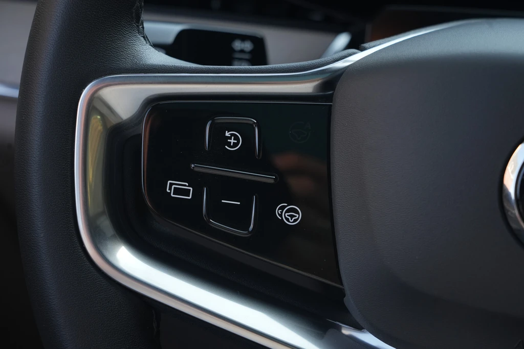Volvo EX90 – foto 41