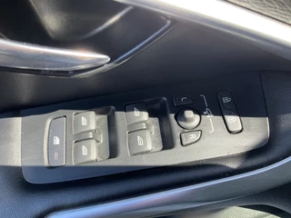 Volvo V40 – thumbnail 23