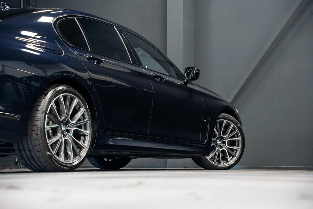 BMW 7 Serie – foto 10