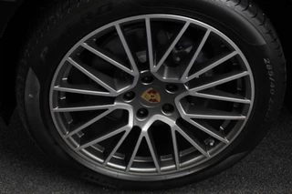 Porsche Cayenne – thumbnail 24
