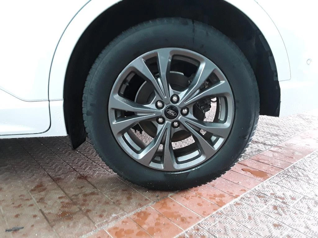 Ford Kuga – foto 12
