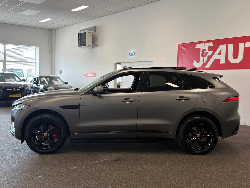 Jaguar F-PACE – foto 2