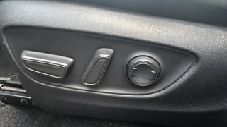 Toyota RAV4 – thumbnail 8