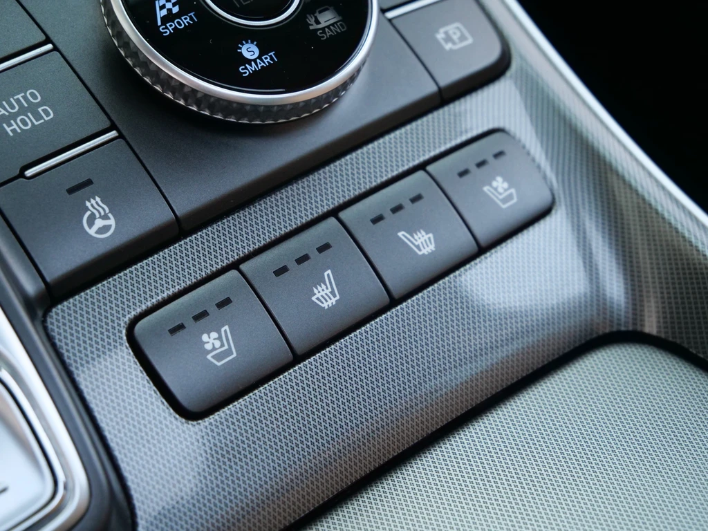 Hyundai Santa Fe – foto 32