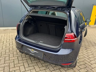 Volkswagen Golf – thumbnail 32