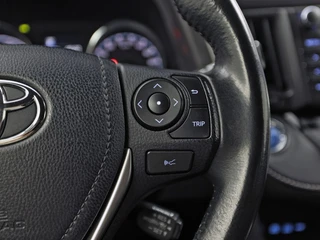 Toyota RAV4 – thumbnail 18