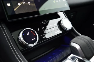 Jaguar F-PACE – thumbnail 31