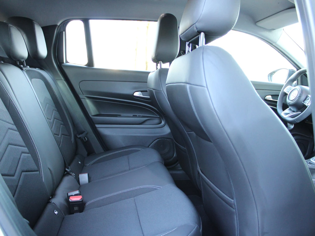 Jeep Avenger – foto 9
