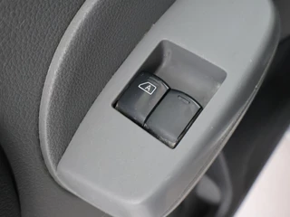 Nissan NV200 – thumbnail 14