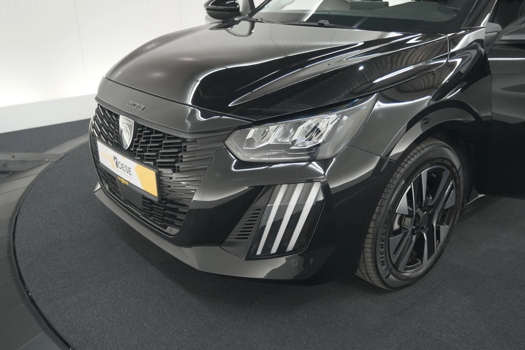 Peugeot 208 – foto 3