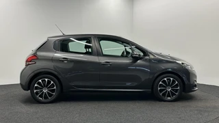 Peugeot 208 – thumbnail 6