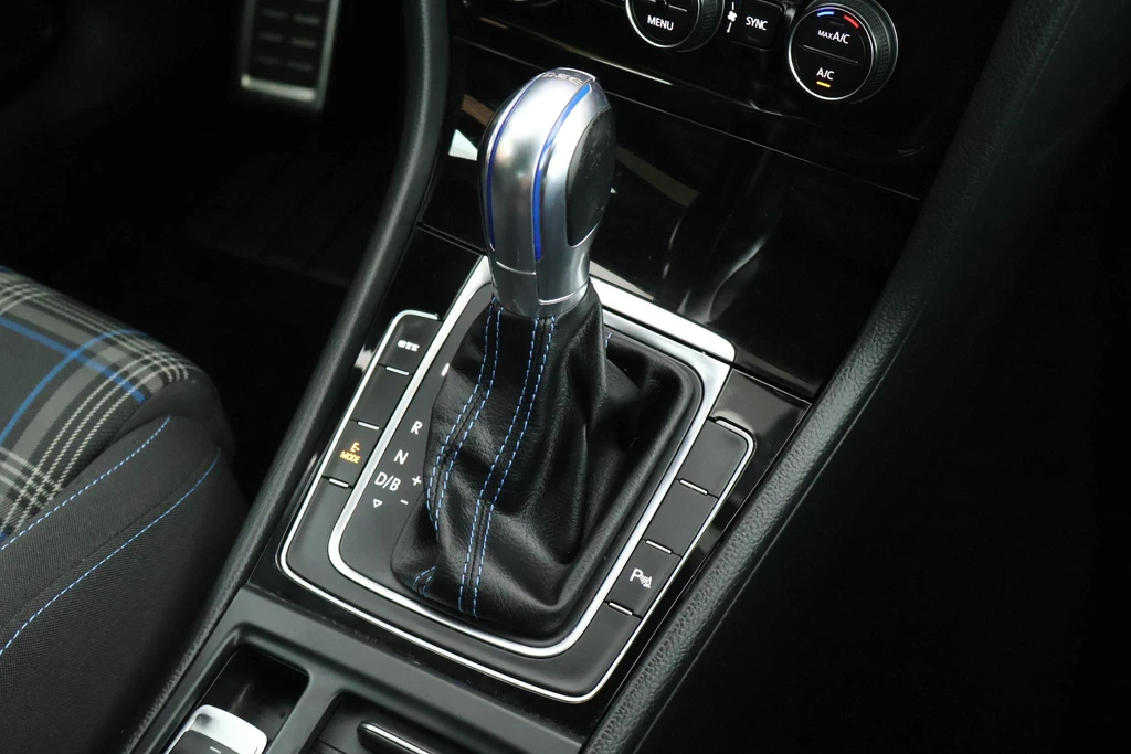 Volkswagen Golf – foto 35