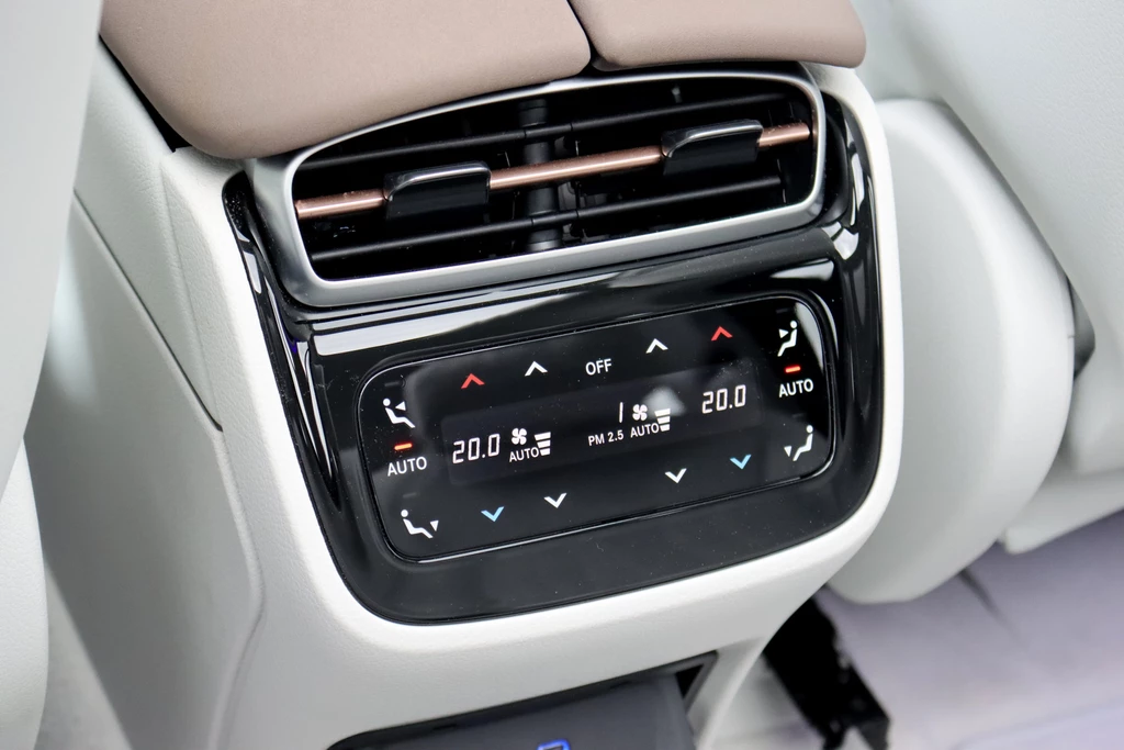 Mercedes-Benz EQS – foto 35