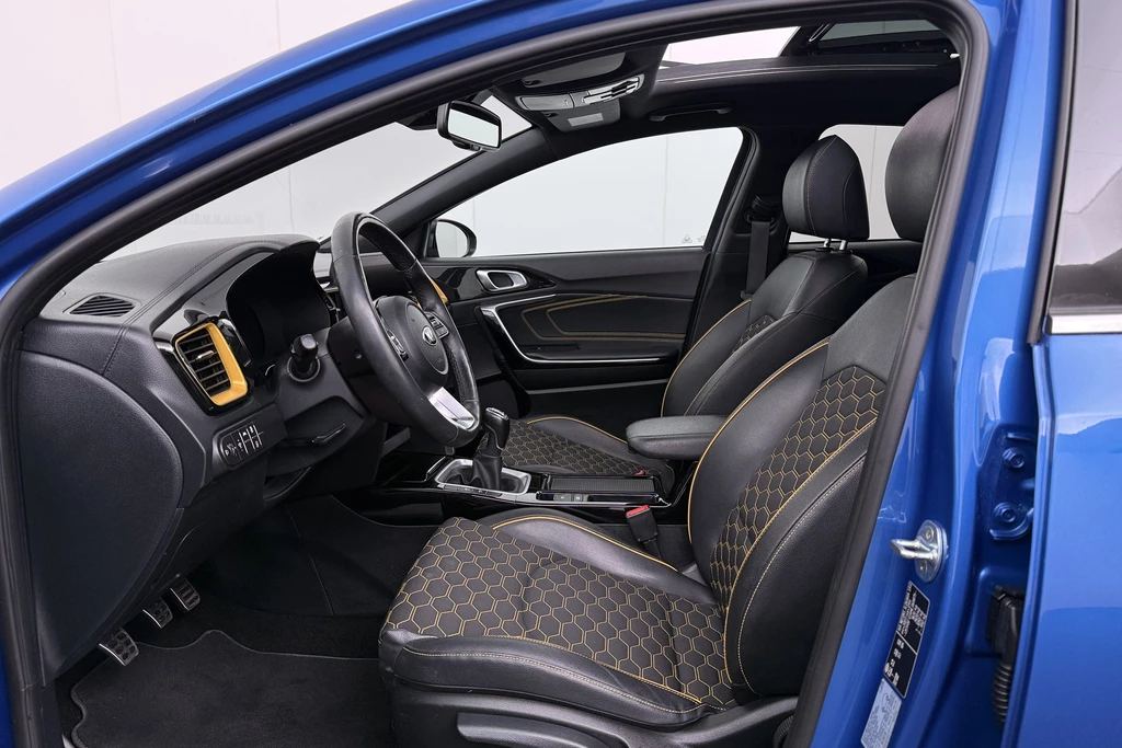Kia XCeed – foto 11