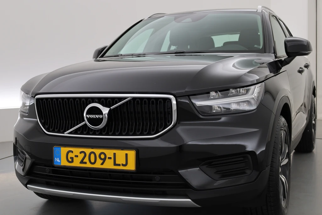 Volvo XC40 – foto 2