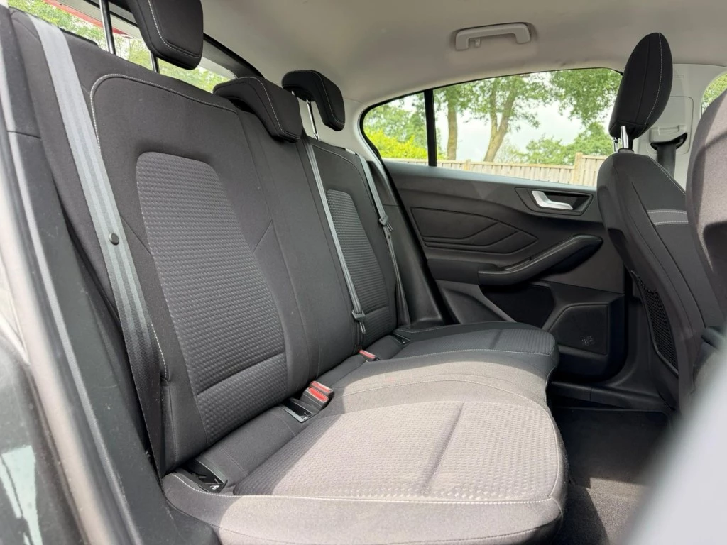Ford Focus – foto 24