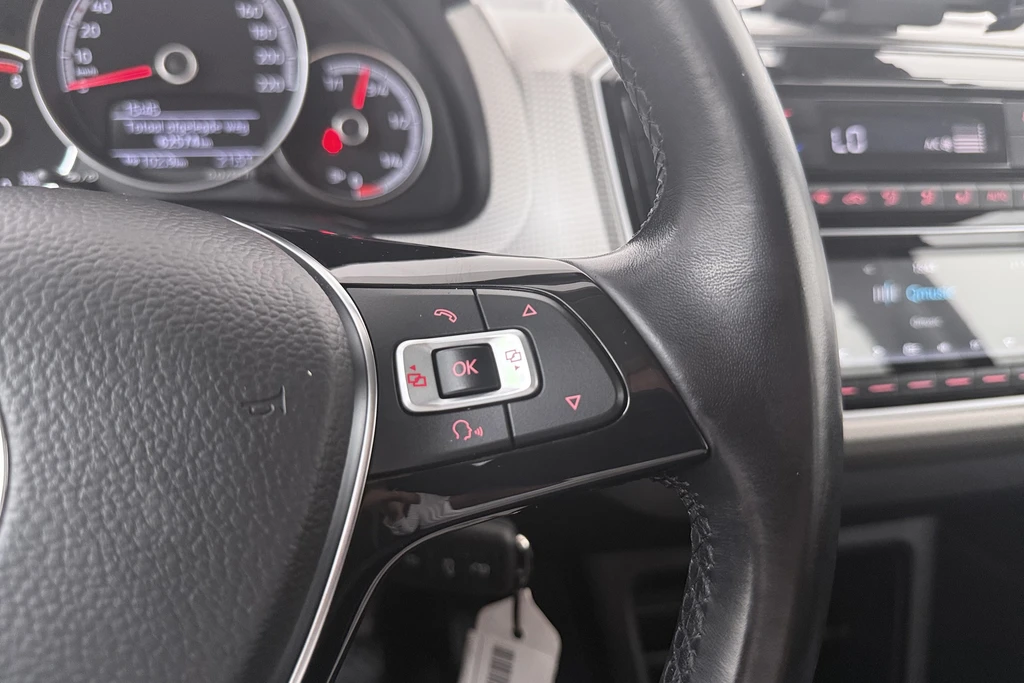 Volkswagen up! – foto 19