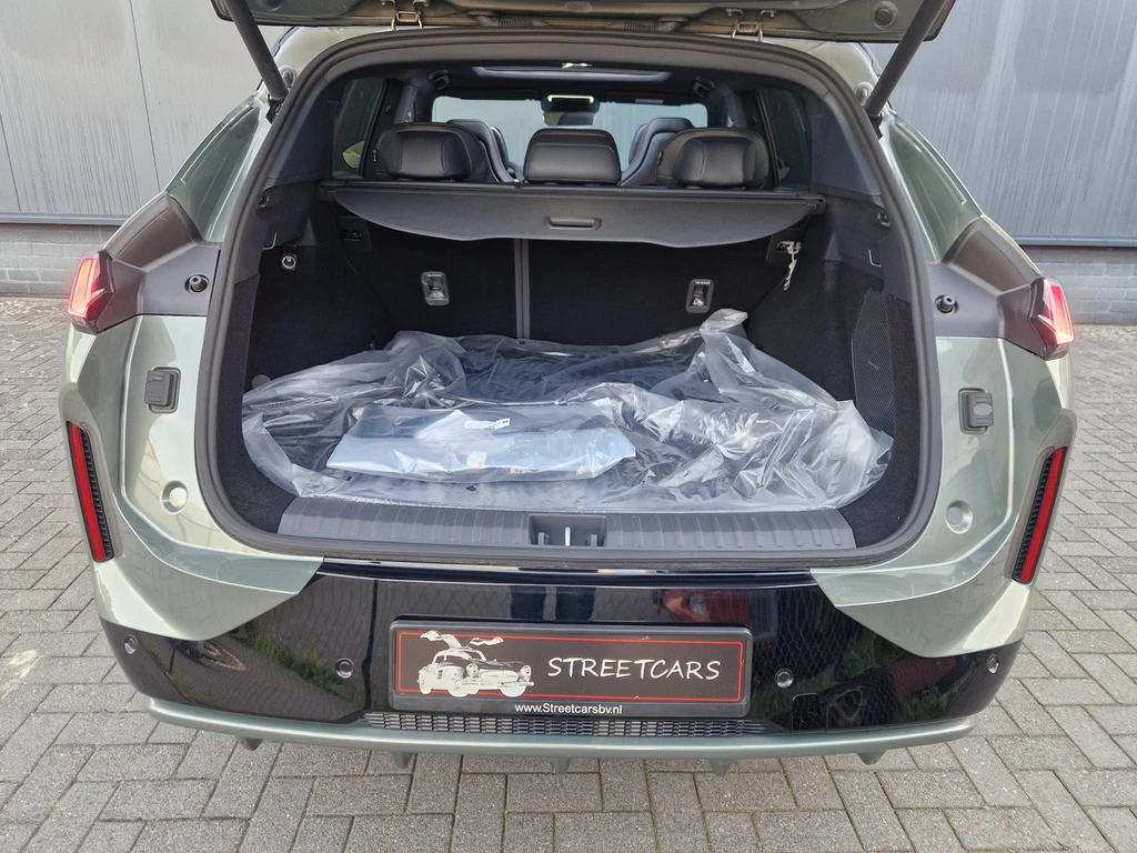 Lynk & Co 08 – foto 18