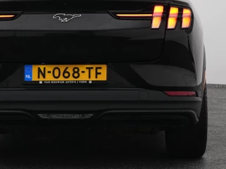 Ford Mustang Mach-E – thumbnail 8