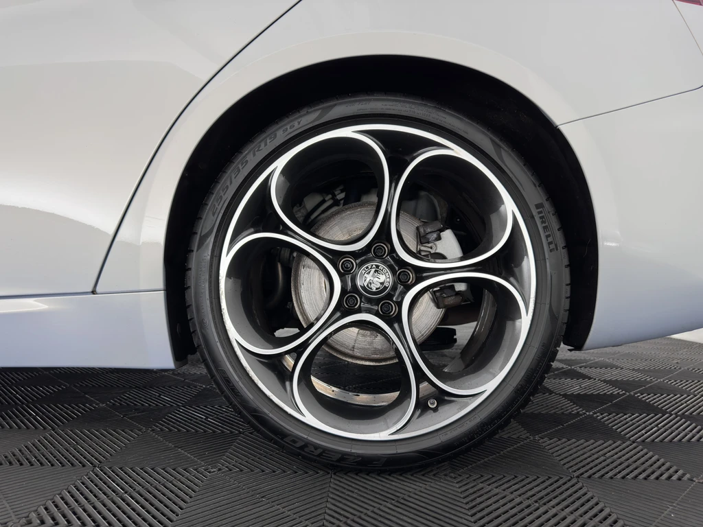 Alfa Romeo Giulia – foto 26